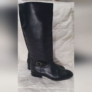 Elegant Black Leather Women's Boots